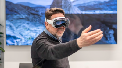 Dallo sguardo alla presenza